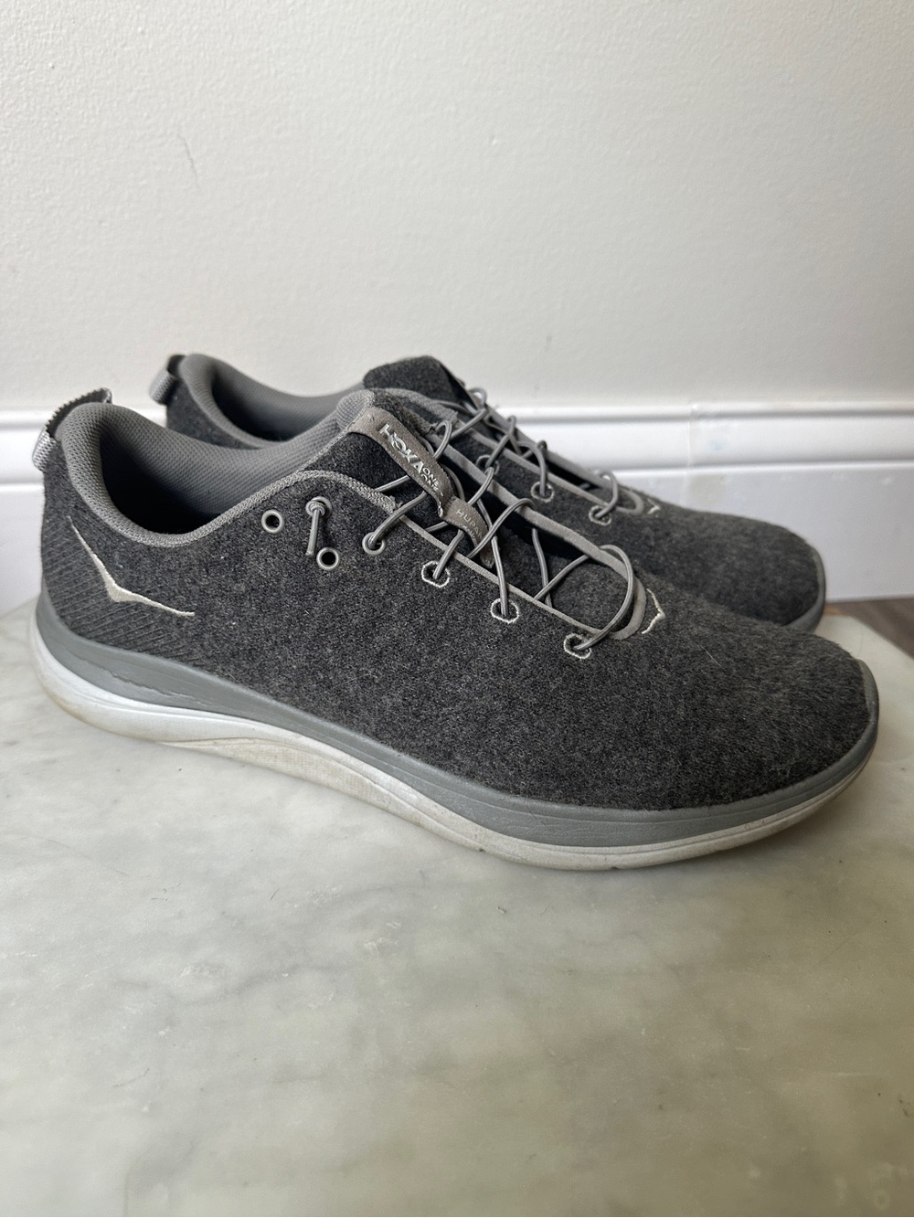 Hoka One One Hupana Flow Wool Comfort Sneakers sz 9.5